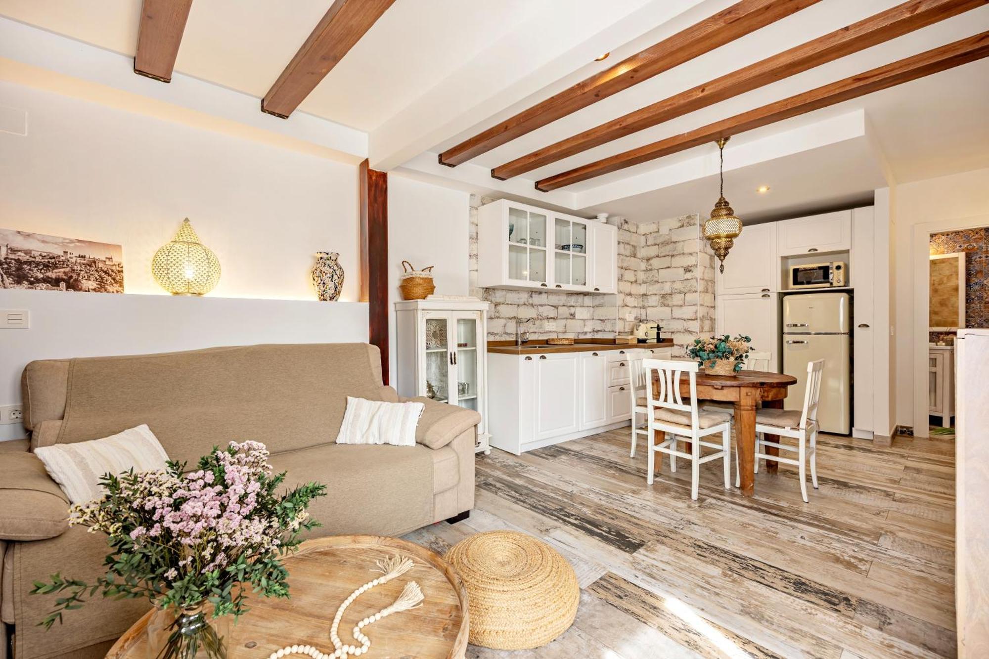 גרנדה Tuguest Nazari Caldereria Apartments - Free Parking מראה חיצוני תמונה